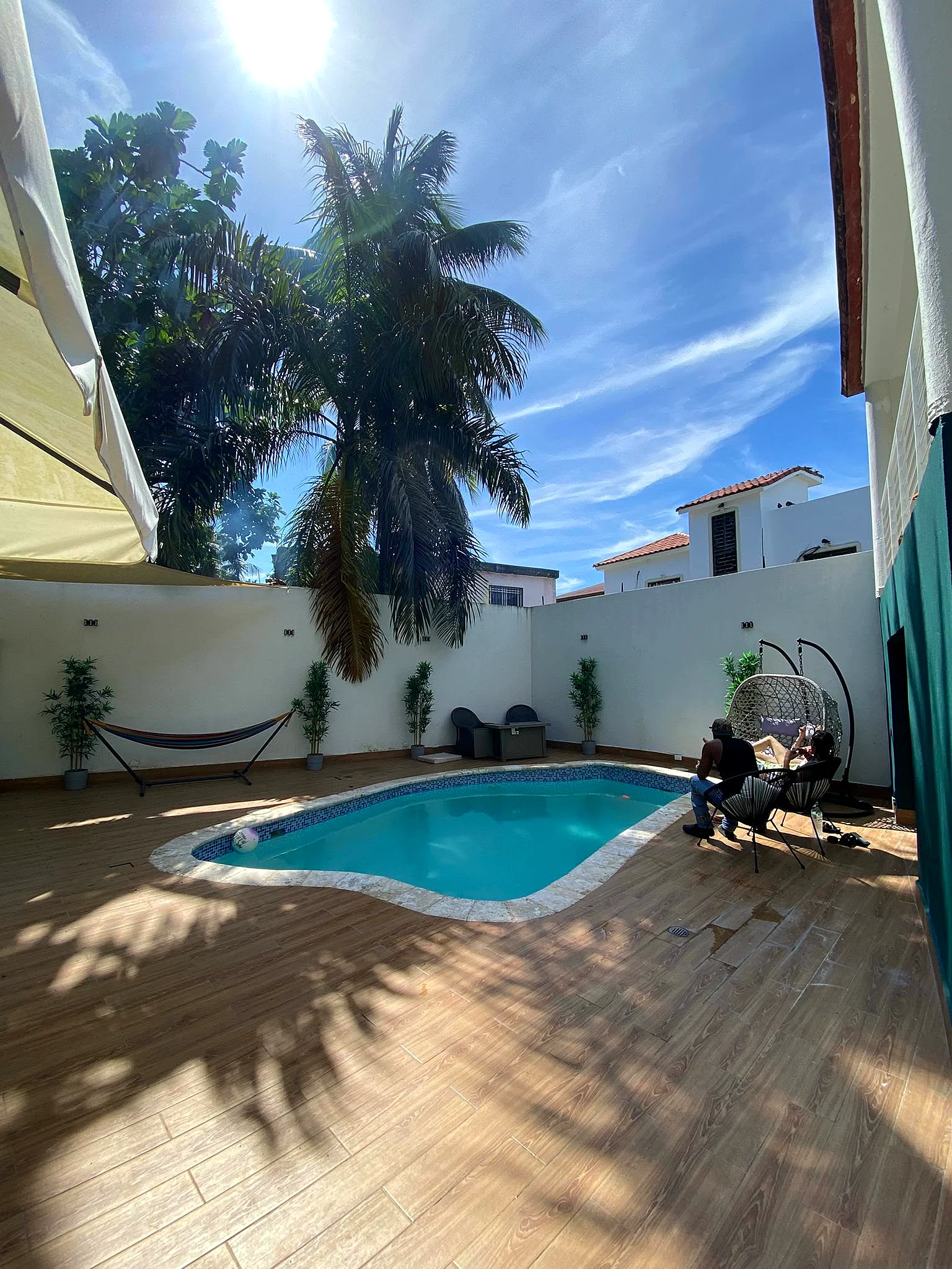 Piscina jardín